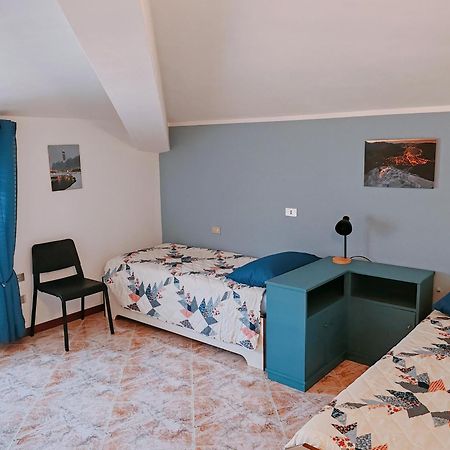 Silla House - A Due Passi Dal Lago Malgrate Buitenkant foto